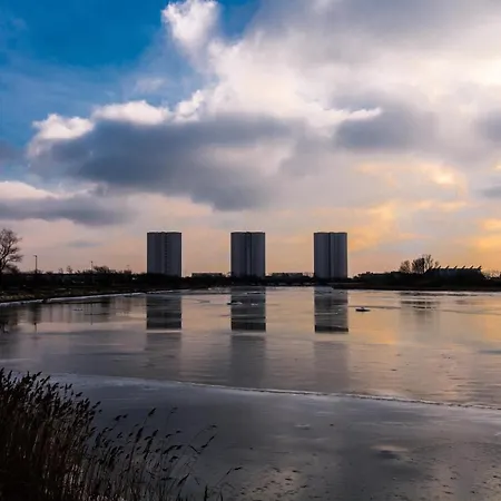 Lejlighed Ferienwohnungen-neue-tiefe-wohnung-kleiderbuegel
